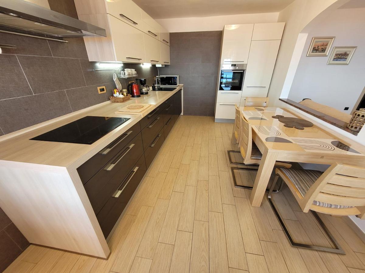 Apartment Karla ริเยกา ภายนอก รูปภาพ